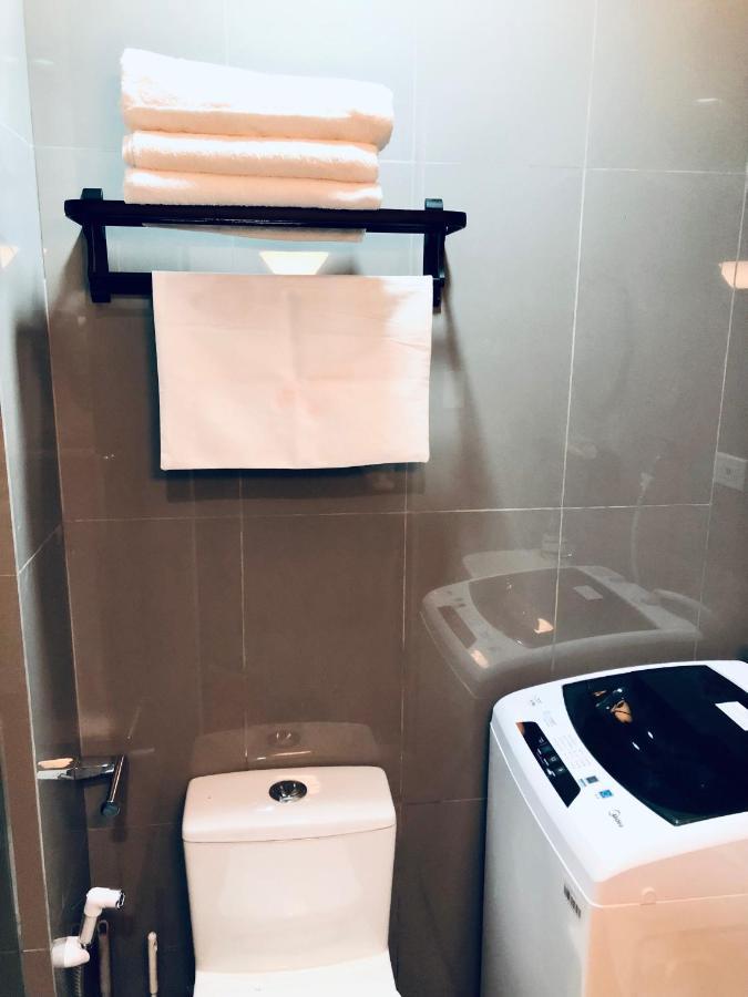 Air Residence 1Br With Balcony Free Netflix And Disney Plus Manila Kültér fotó