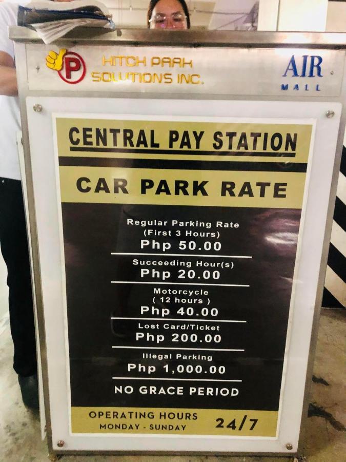 Air Residence 1Br With Balcony Free Netflix And Disney Plus Manila Kültér fotó